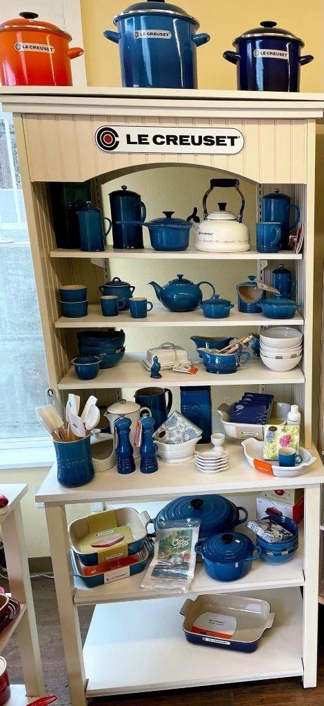 LE CREUSET まとめ売り Japan Le Creuset 🩷🩵🤍 : r/LeCreuset